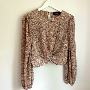 Mink pink floral cropped blouse